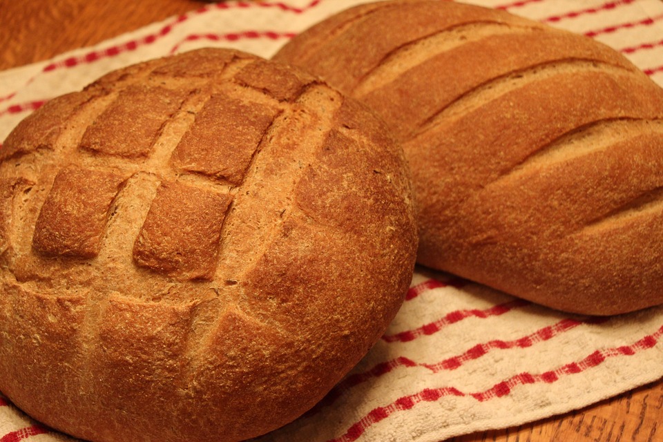 Warm, Fresh, and Flavorful: Easy Bread Recipes for Every Baker