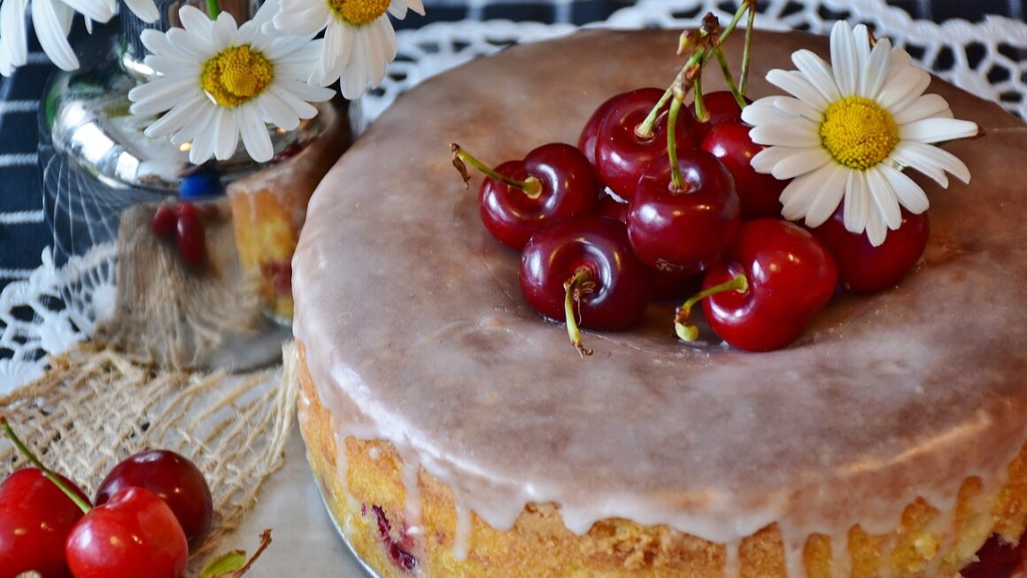 Bolo De Cereja