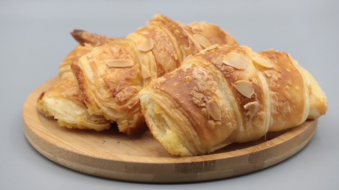 Croissants Caseiros: